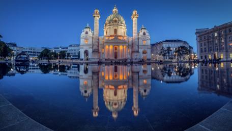 Serene Reflections of Karlskirche at Dusk wallpaper