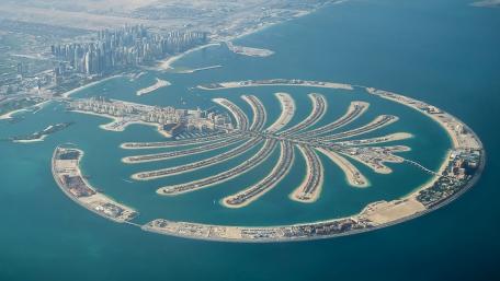 Stunning Aerial View of Palm Jumeirah Island in Dubai wallpaper