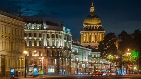 St. Isaac's Cathedral Illuminated at Night wallpaper