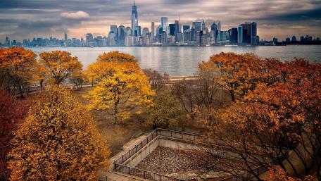 Lower Manhattan from Ellis Island wallpaper