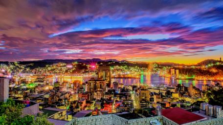 Vibrant City Lights at Dusk wallpaper