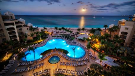 Serene Evening by the Ocean wallpaper