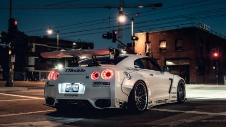 Nissan GT-R R35 wallpaper