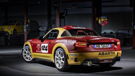FIAT 124 Spider Abarth wallpaper