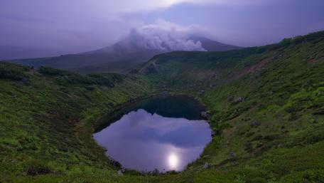 Mount Asahi, Japan wallpaper