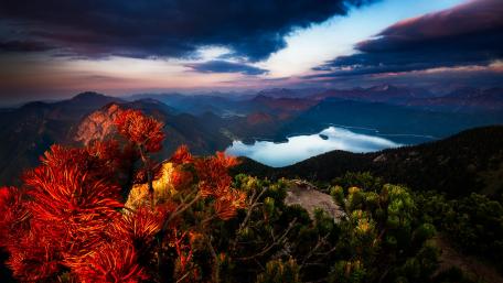 Majestic Mountain Landscape at Dusk wallpaper