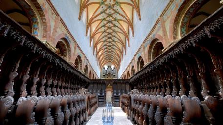 Stunning Interior of a Historic Church wallpaper