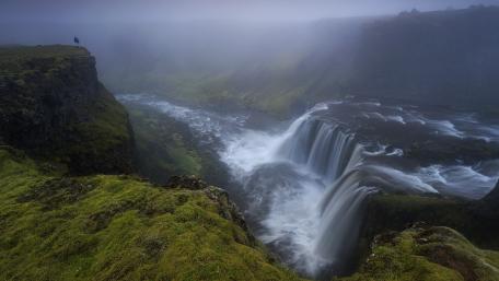 Majestic Highland Waterfall Viewpoint wallpaper