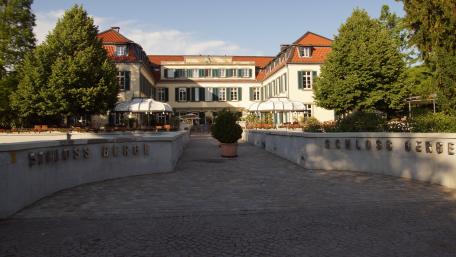 Schloss Berge wallpaper