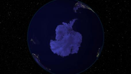 Light and Dark Image Pair: South Pole (Night) wallpaper