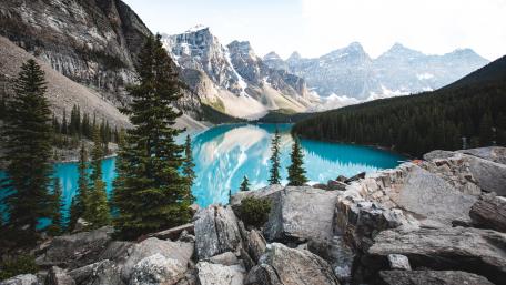 Moraine Lake, Canada wallpaper