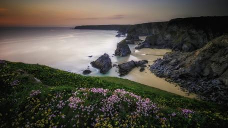 Bedruthan Steps coastline wallpaper