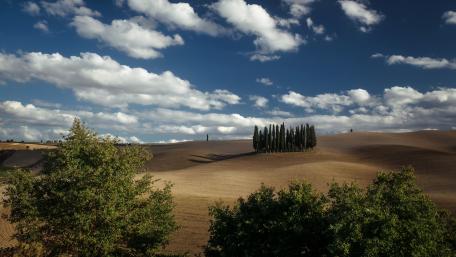 Serene Hills Under a Blue Sky wallpaper