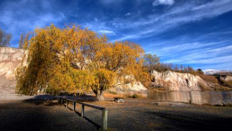 Golden Autumn Serenity by the Lake wallpaper