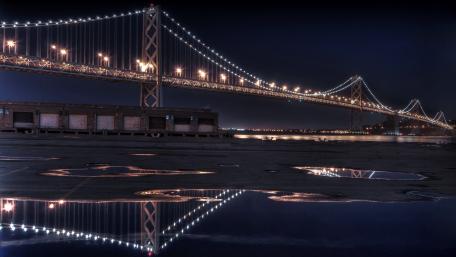 City Bridge Illuminated at Night wallpaper