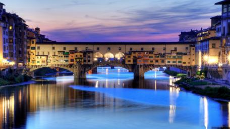Ponte Vecchio at dusk wallpaper