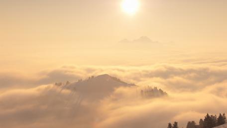 Hazy Lucerne wallpaper