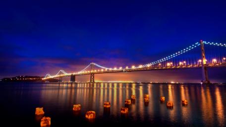 Stunning Night View of a Majestic Bridge wallpaper