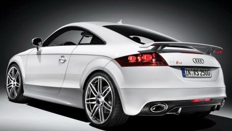 Sleek Audi TT in Stunning White Finish wallpaper