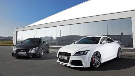 Sleek Audi TT Sports Cars in Dynamic Showcase wallpaper