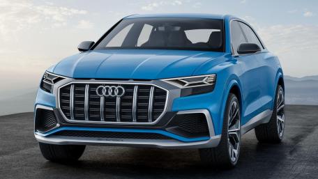 Sleek Elegance of the Audi Q8 wallpaper