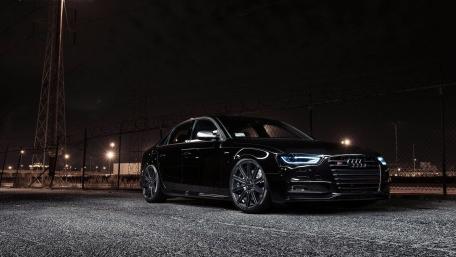 Sleek Nighttime Audi A6 Wallpaper wallpaper