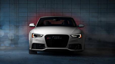 Sleek Audi Performance in 4K Quality wallpaper
