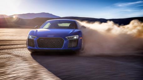 Dreaming of the Audi R8 in Action wallpaper