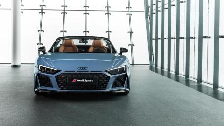 Sleek Elegance of the Audi R8 Cabriolet wallpaper