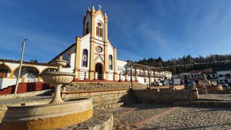 Iglesia Aquitania wallpaper