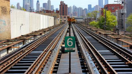 Elevated Railway Tracks in Chicago wallpaper