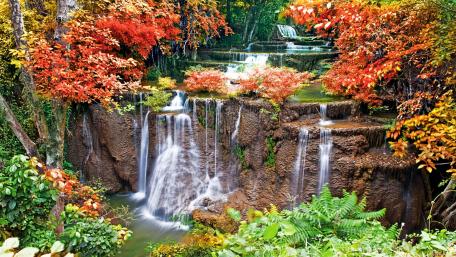 Captivating Autumn Waterfall Scene wallpaper