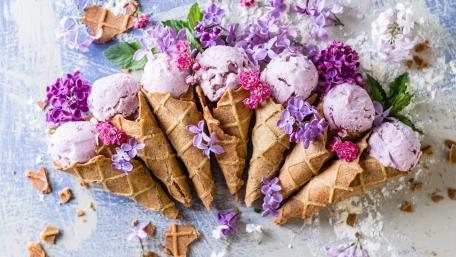 Lilac Dream Ice Cream Delight wallpaper