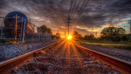 Sunny Sunset over Rails wallpaper