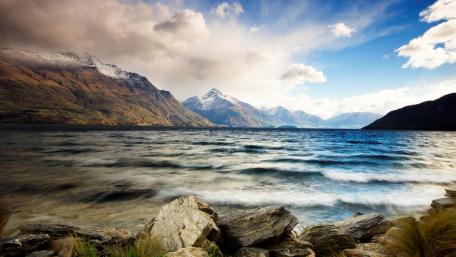 Lake Wakatipu wallpaper