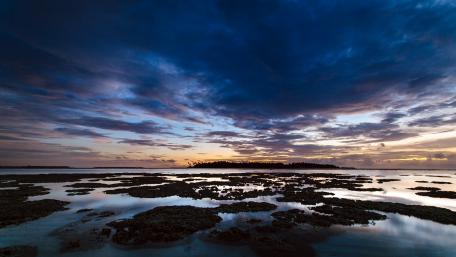 Serene Dusk Over Coastal Waters wallpaper