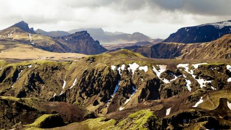 Majestic Mountain Landscape in Nature's Embrace wallpaper