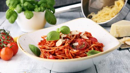 Deliciously Crafted Italian Pasta Dish For Food Lovers wallpaper