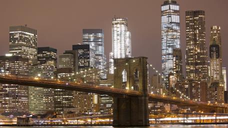 Brooklyn Bridge at night wallpaper