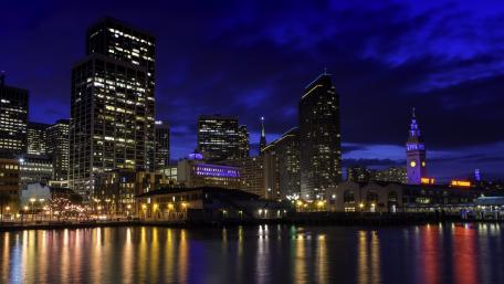 Vibrant Cityscape at Twilight wallpaper