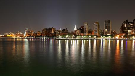Glistening City Lights at Night wallpaper
