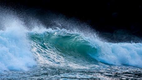 Blue Ocean Wave Bliss wallpaper
