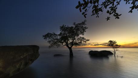 Twilight at Phu Quoc Island wallpaper