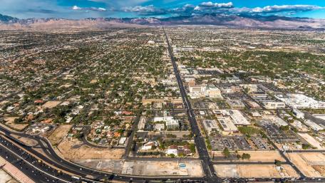Expansive Urban Cityscape from Above wallpaper