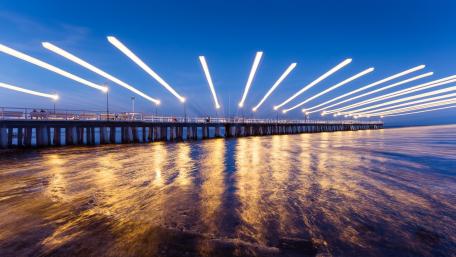 Serenity at the Pier Under Twilight Sky wallpaper
