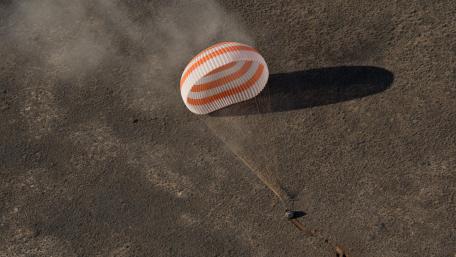 Expedition 50 Crew Members Landing in the Soyuz MS-02 Spacecraft wallpaper