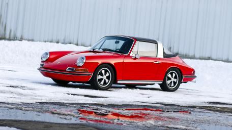 1968 Porsche 911 Targa wallpaper