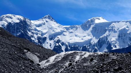 Belukha Mountain wallpaper