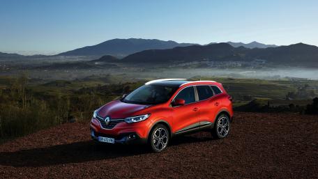 Dynamic Renault SUV in a Scenic Landscape wallpaper