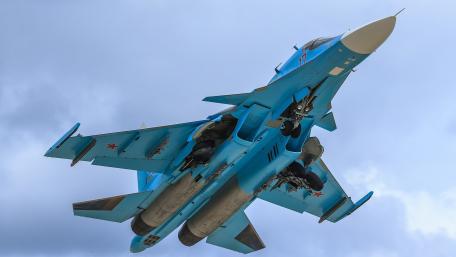 Fighter Jet Soaring High in the Sky wallpaper